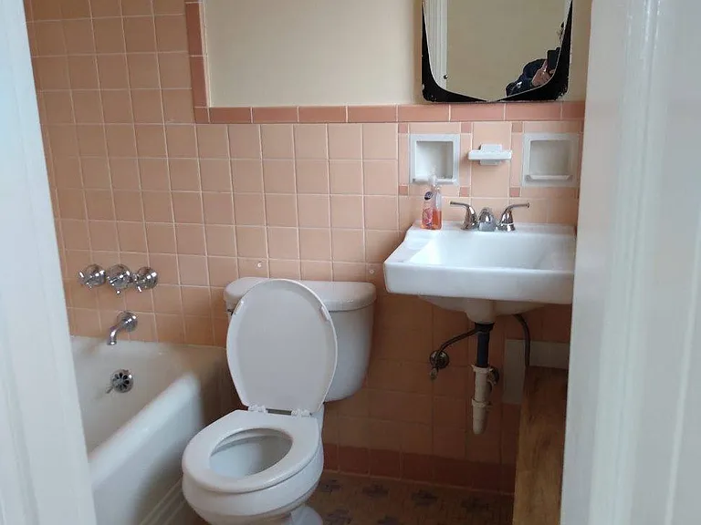 544 Elberon Ave #4 — Photo 6