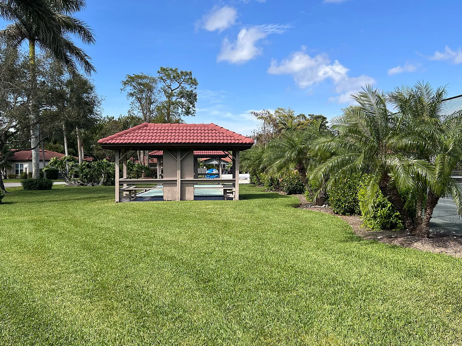 1 bed, 766 sqft, $1,600 — Photo 3