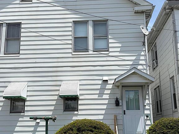 2nd image of 678 N Locust St