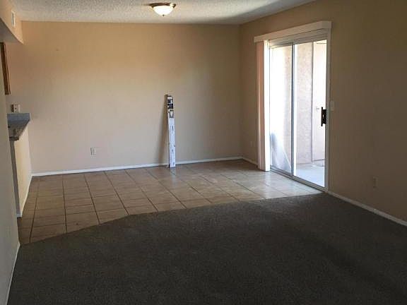 4th image of 4242 N 69th Ln Unit 1333
