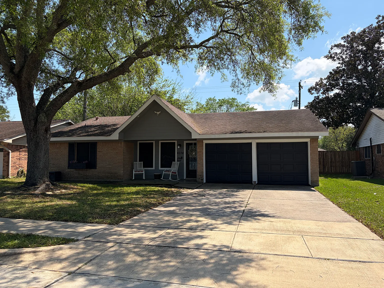 3 bed, 1.5 bath, 1832 sqft, $2,250 — Photo 1