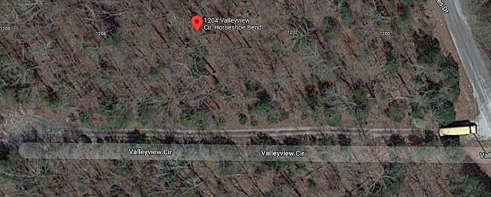 1st image of 1204 Valley View Cir