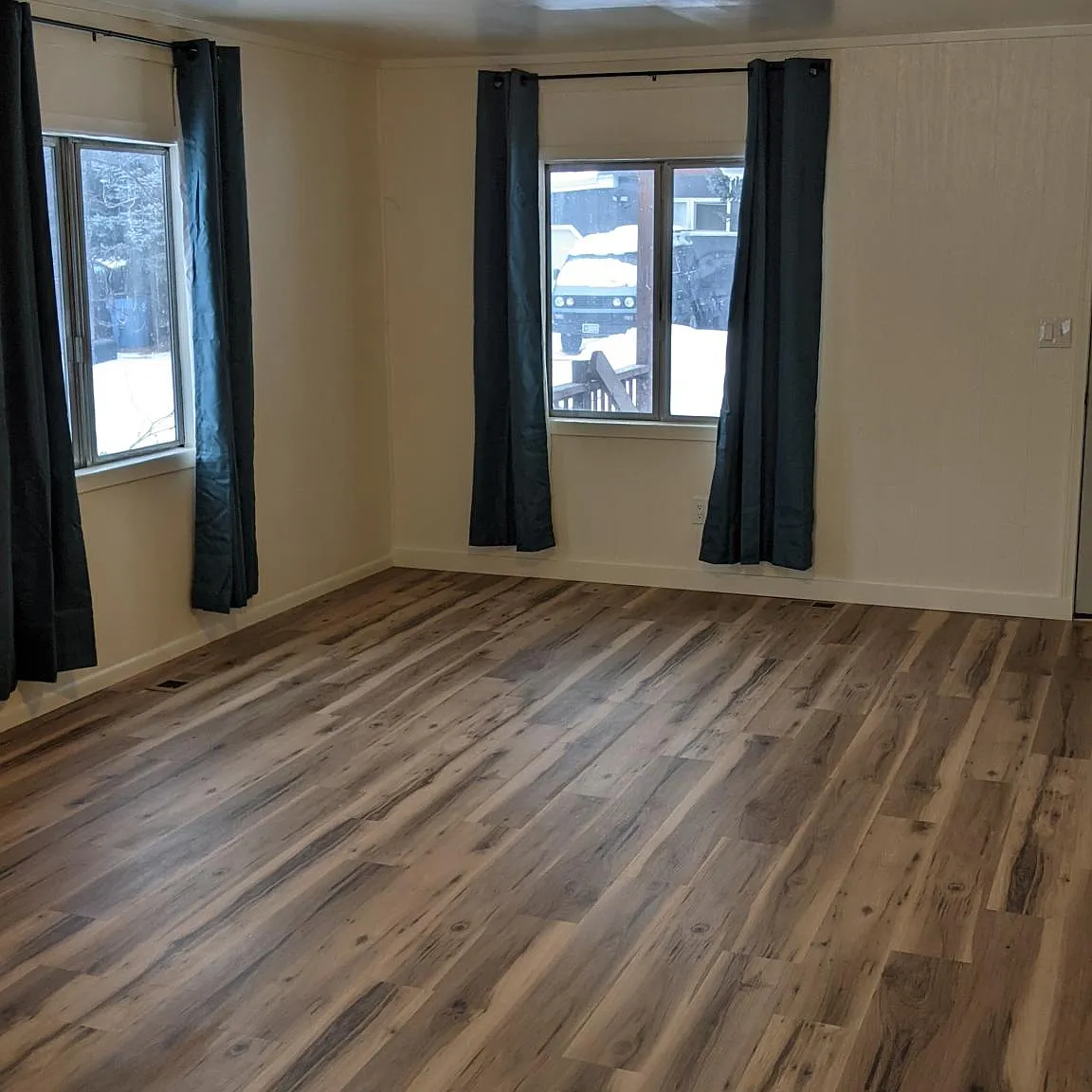 305 Yerger Dr — Photo 2