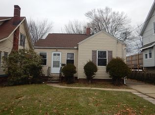 2563 Albrecht Ave, Akron, OH 44312