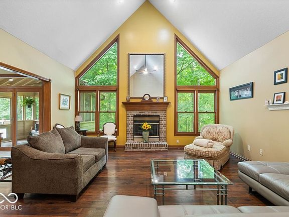 5th image of 6363 Harmonridge Ct