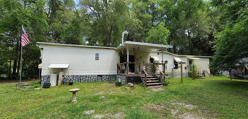 1st image of 4319 NE 43rd St