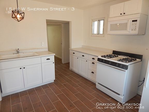 2nd image of 1514 W Sherman St #3