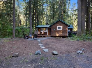 24706 E Hillview Dr, Rhododendron, OR 97049