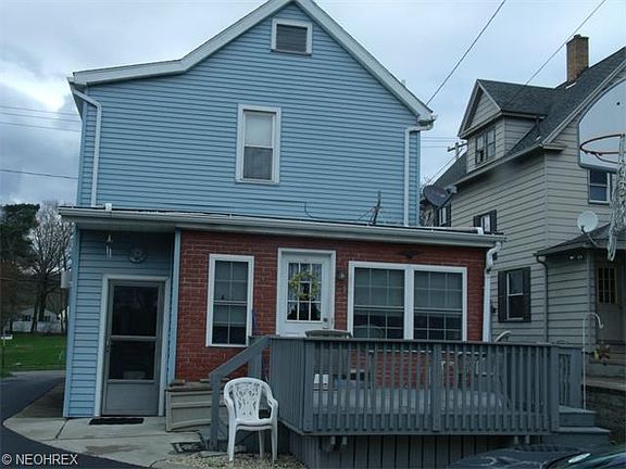 2nd image of 71 Smithsonian St
