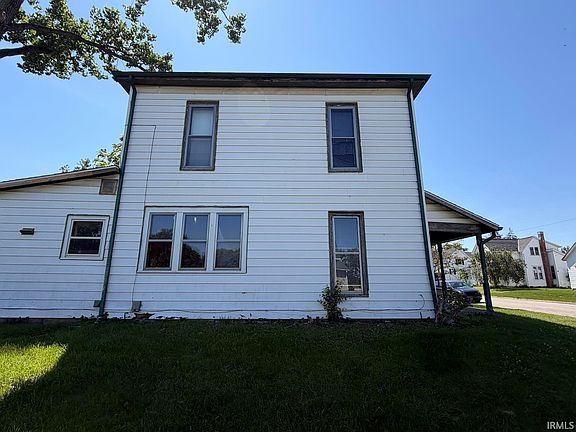 4th image of 627 E High St