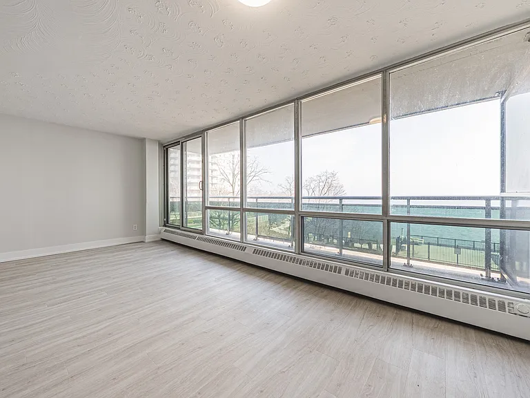 2160 Lakeshore Rd — Photo 49