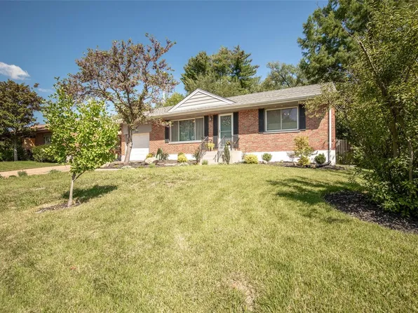 9509 Arban Dr, Saint Louis, MO 63126