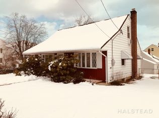 257 Valley Rd, Clifton, NJ 07013