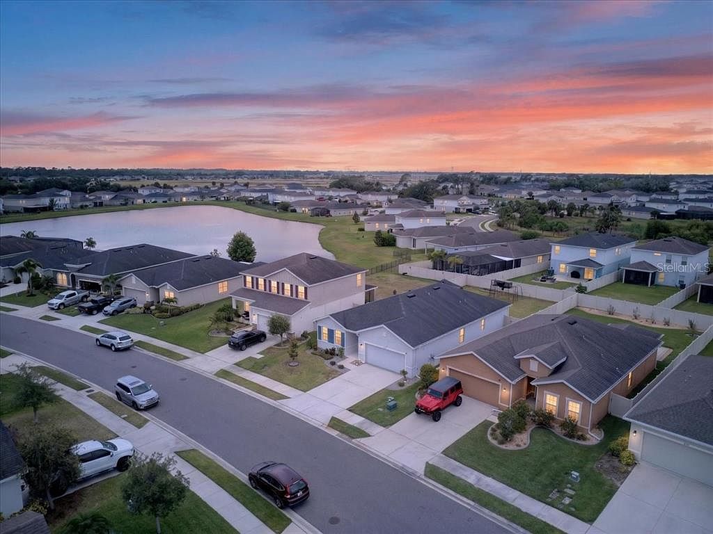 8717 Corkscrew Xing, Parrish, FL 34219 | Zillow