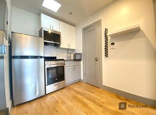 81 Macon St #3R, Brooklyn, NY 11216