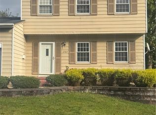 6437 Kimberly Dr, Garfield Heights, OH 44125