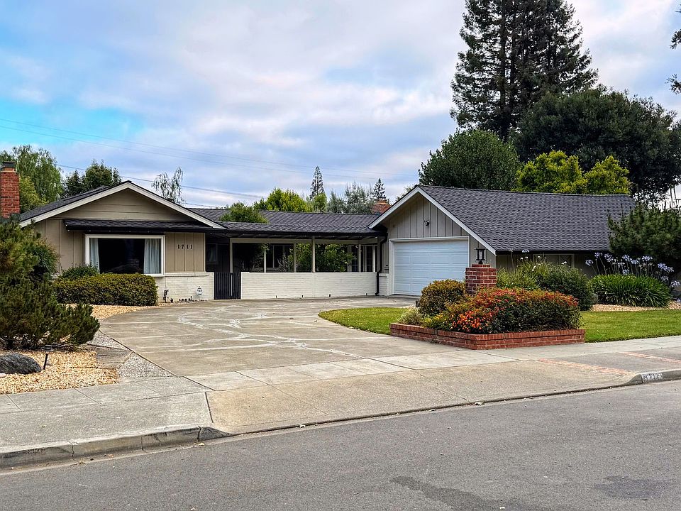 1st image of 1711 Cabana Dr