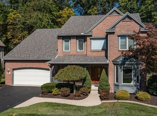 3874 Coachman Dr, Lambertville, MI 48144