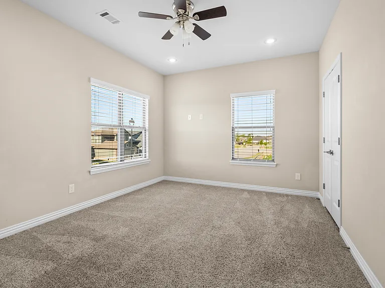 1737 W Broadway Pl — Photo 21