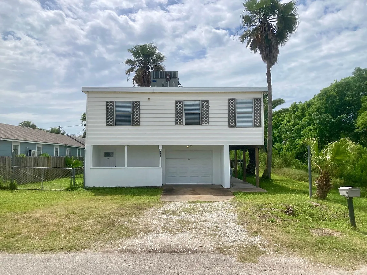 Building Photo - 6927 Avenue O