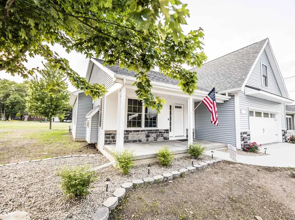 15441 Charles St, Monroe, MI 48161