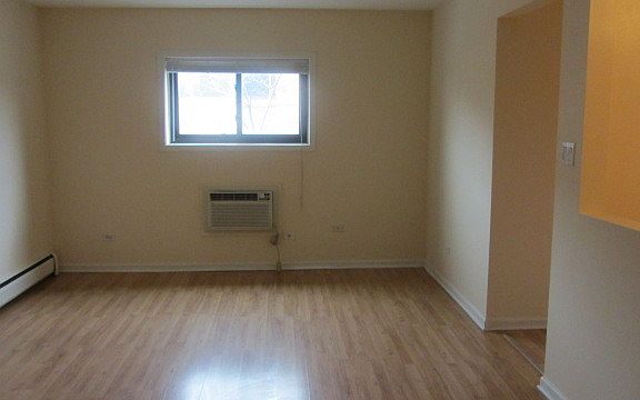 3rd image of 7610 W Grand Ave APT 1D
