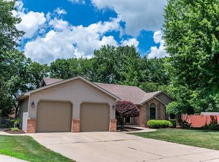 922 Shabbona St, Morris, IL 60450