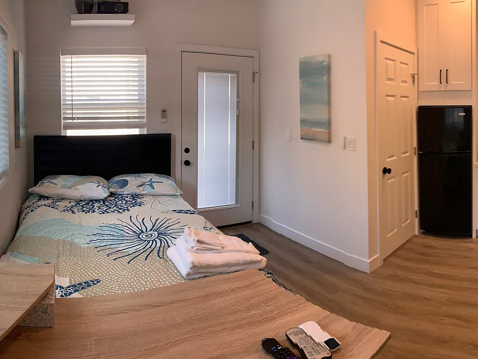 3644 Eugene Pl #2