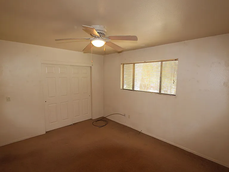 814 W Summit Ave — Photo 14