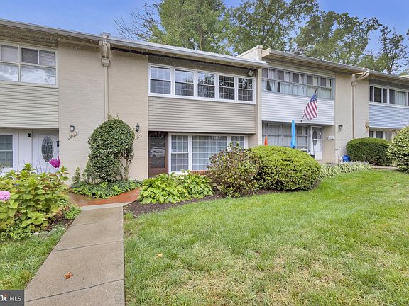2nd image of 5029 Americana Dr