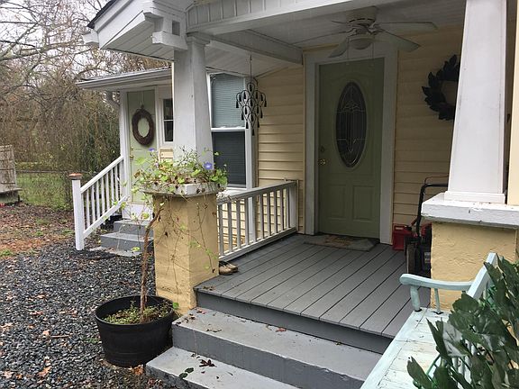 Side porch