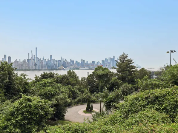 6309 Boulevard E #14, West New York, NJ 07093