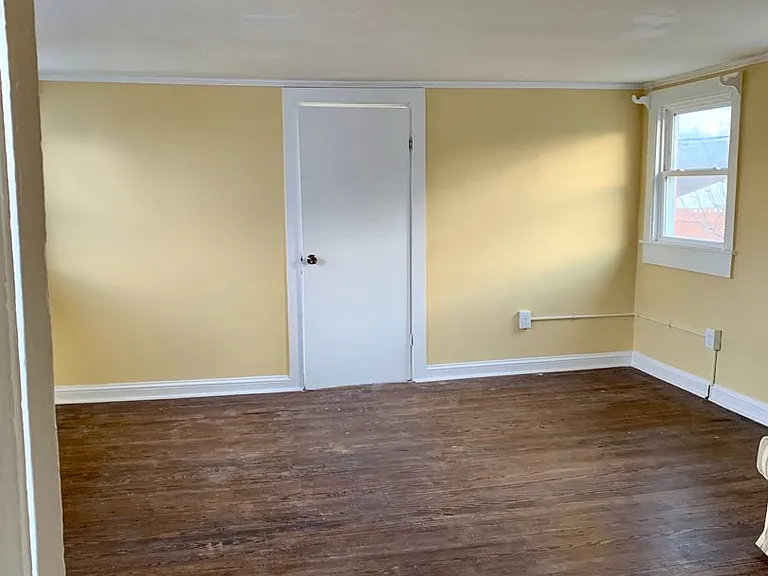 1002 Fisher St — Photo 16