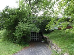 6936 Hearne Rd, Cincinnati, OH 45248