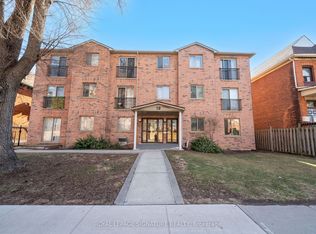 28 Victoria Ave N #312, Hamilton, ON