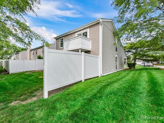 2nd image of 579 Westminster Cir