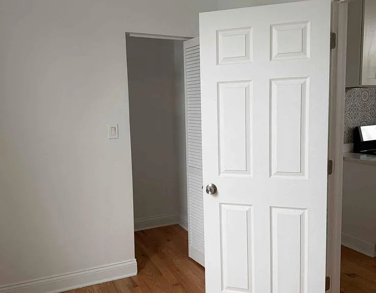5103 S Winchester Ave #2 — Photo 8