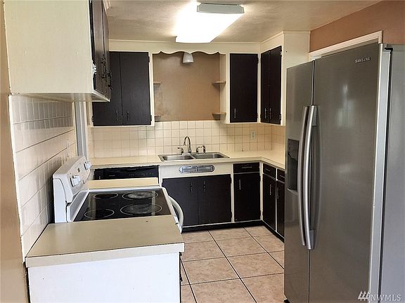 2nd image of 718 S 4th Ave