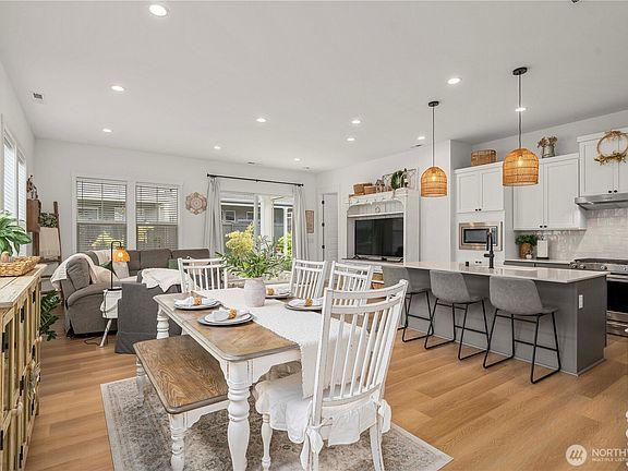 3rd image of 23565 SE Logan Street