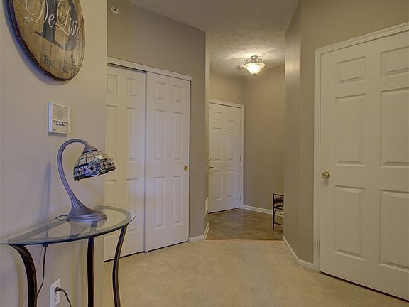 3rd image of 152 Saddlebrook Ln Unit 481