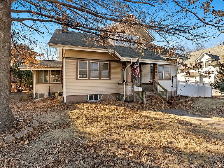 Listing photo 3