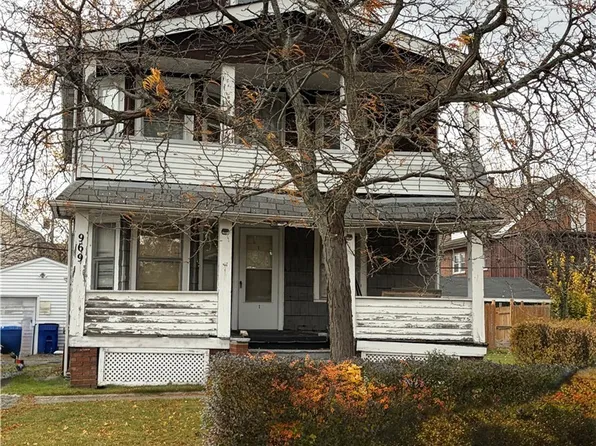 969 Evangeline Rd, Cleveland, OH 44110