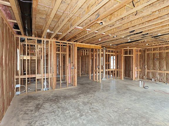 4th image of 1006 Dawsons Dr