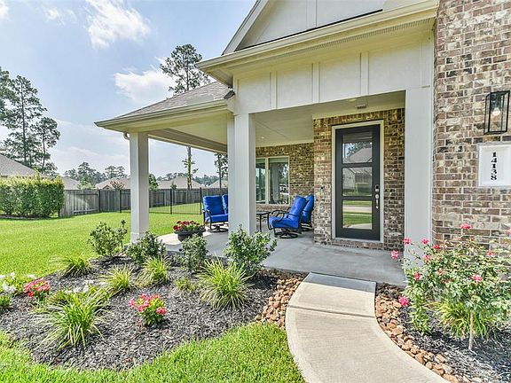 3rd image of 14138 Aspen Woods Court