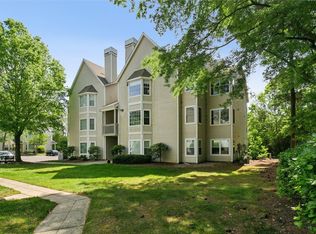 104 Windsor Ln APT L, Williamsburg, VA 23185