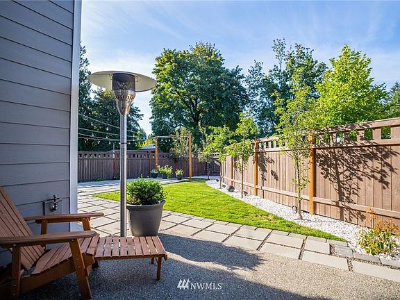 5th image of 8871 Yarrow Ct SE