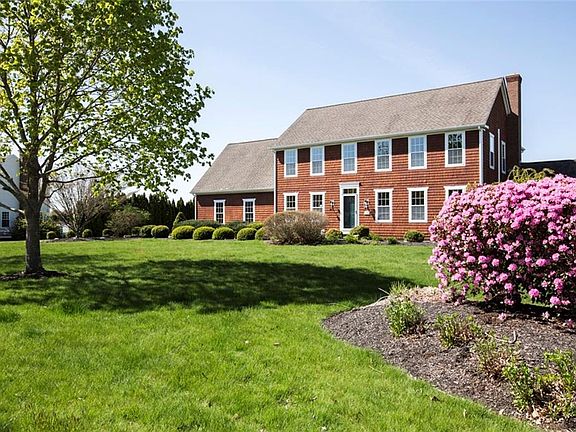 3rd image of 608 Kettle Pond Dr