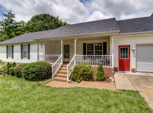 622 Blue Ridge Dr, Columbia, TN 38401