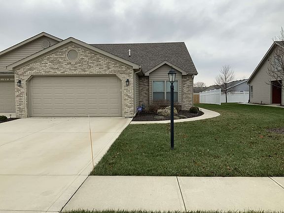 2nd image of 909 Heatherwood Ln