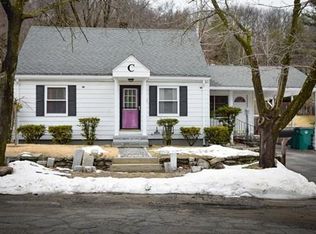 90 Almount Rd, Fitchburg, MA 01420